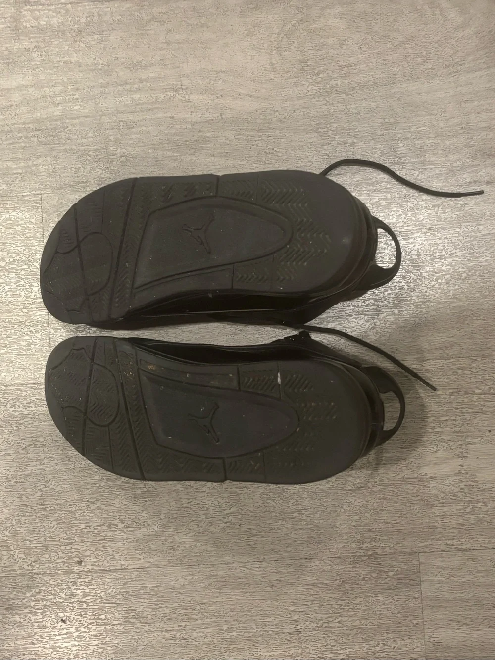 Jordan sleek mid